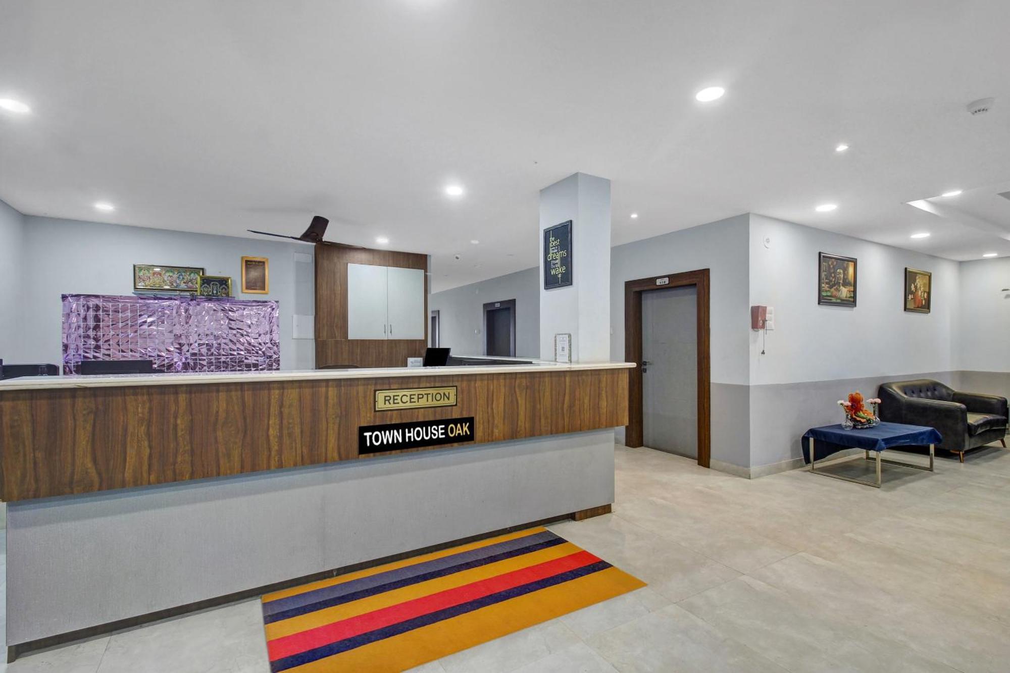 Collection O Hotel Swagath Pride Mancherāl Exterior foto